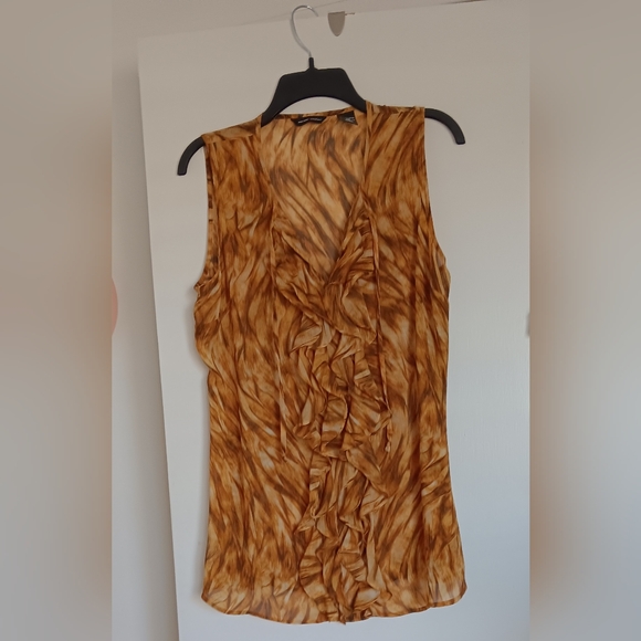 Sleevless Ruffeled Blouse - Picture 1 of 3